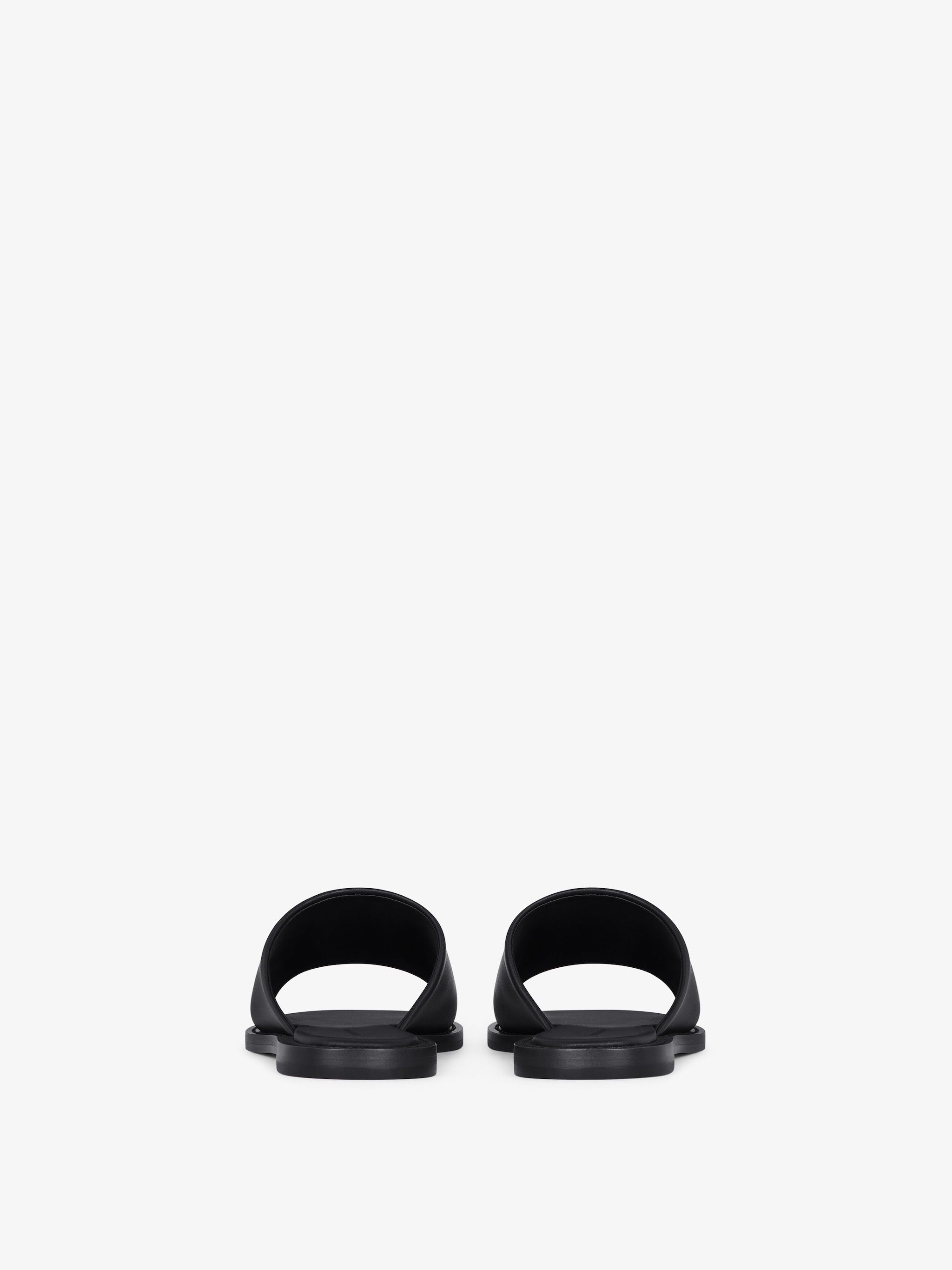 4G Liquid flat mules