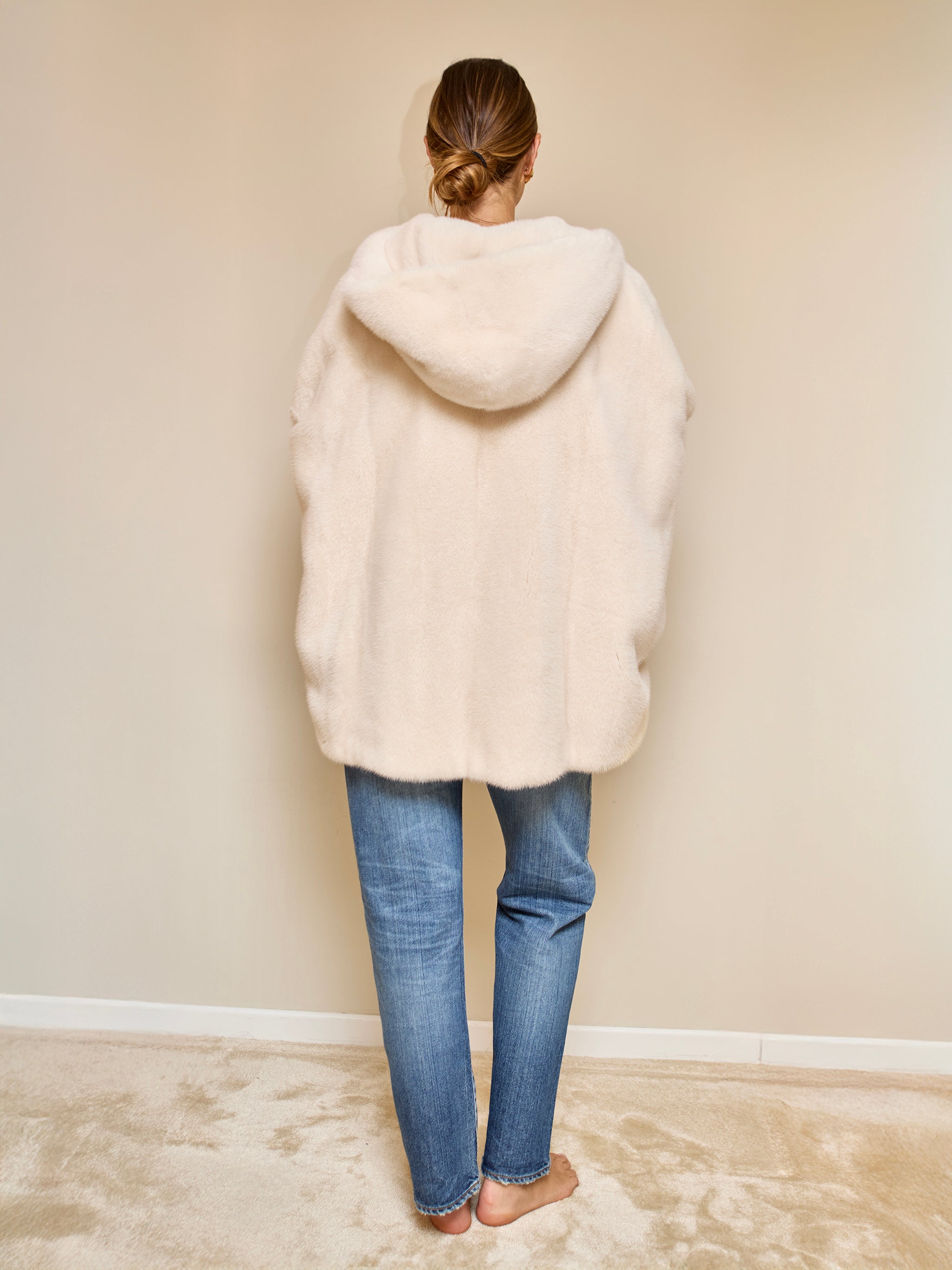 Cape en fourrure de Vison